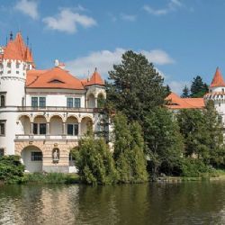 Zámek Žinkovy znovu ožívá - lázně, kavárna i prohlídky