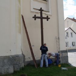 KŘÍŽ SE VRÁTIL NA PŮVODNÍ MÍSTO