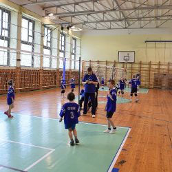 V KLADRUBECH MĚLI BAREVNÝ VOLEJBAL