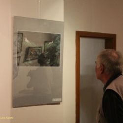V MUZEU JE VÝSTAVA KRESEB A FOTOGRAFIÍ