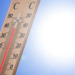 Plzeň zasáhne vlna veder: až 34 °C, varování před přehřátím