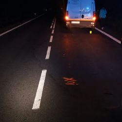 Tragická nehoda u Třemošné - chodec sražen dodávkou