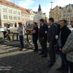 Po Plzni se můžete pohybovat za pomoci vypůjčených koloběžek