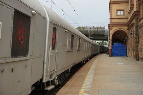 Foto: V Plzni se představil Protidrogový vlak – Revolution Train