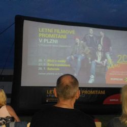 Paměť národa zve v Plzni do letního kina
