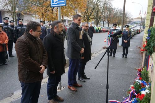 Foto: Vedení obvodu uctilo památku popravených vojenských důstojníků