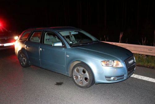obrázek:Honička na D5 - řidič Audi unikl, tři spolujezdci zadrženi
