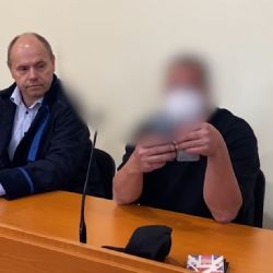 Popelář znásilnil svého závozníka, také obžalovaného ze znásilnění