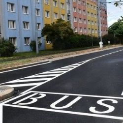 Ulice Na Dlouhých je průjezdná, oprava stála 12 milionů Kč