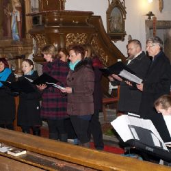 Úspěšný adventní  koncert pěveckého sboru Metanoia ve Velharticích