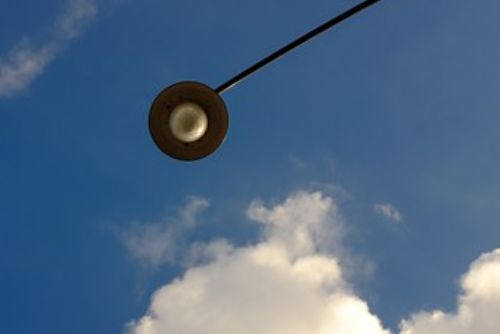 Foto: Chvojkovy lomy a Částkova ulice získají nové inteligentní osvětlení