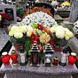 Hrob spisovatele a knihovníka Miloslava Nohejla je čestným hrobem města Plzně