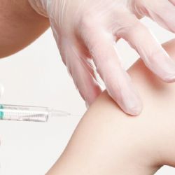 Dětští lékaři hlásí problém s dodávkami vakcín, mají jich moc