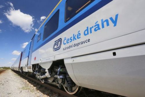 Foto: Cestování vlakem z Plzně na jih Čech v budoucnu zrychlí