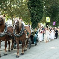 Veselý Průvod Vendelín zahájil jubilejní sezónu plzeňského divadla