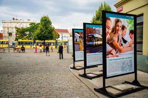 Foto: Venkovní výstava ukazuje, proč je Plzeň chytrá neboli smart