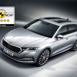 ŠKODA OCTAVIA obhájila nejvyšší hodnocení ve zpřísněném testu Euro NCAP. Vyberte si svou novou Škodu Octavia v autosalonu Auto CB