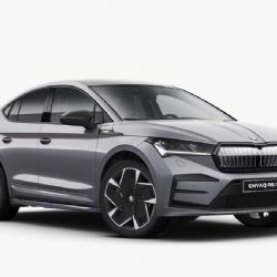 Vozy Škoda Superb oslavují 90 let úspěchů. Několik z nich nyní najdete skladem v autosalonu Auto CB Plzeň