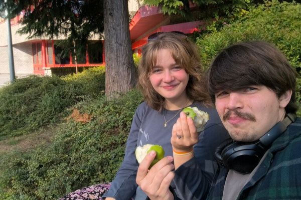 ZČU v Plzni rozšiřuje ombudstýmy na FEL a Sutnarce a zavádí schránky důvěry pro studenty