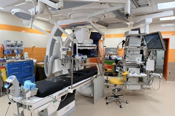 Kolínská nemocnice modernizovala endoskopické centrum. Čekací doby se mají zkrátit o třetinu