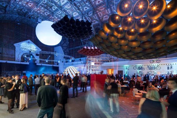 Designblok v říjnu nabídne rekordních 368 výstav a expozic. Zamíří i na Pražský hrad