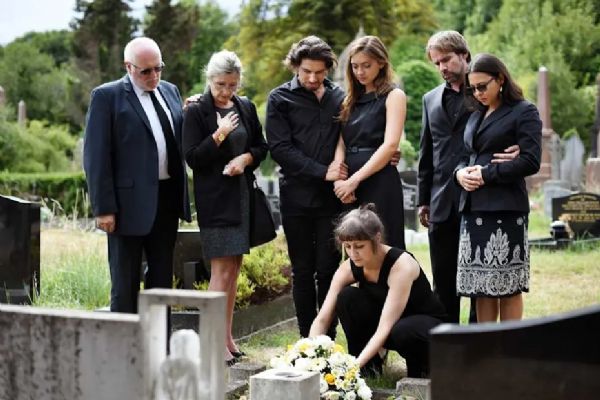 Obyvatelé Plzeňského kraje žijí déle než dříve. Počet zemřelých však v posledních letech roste