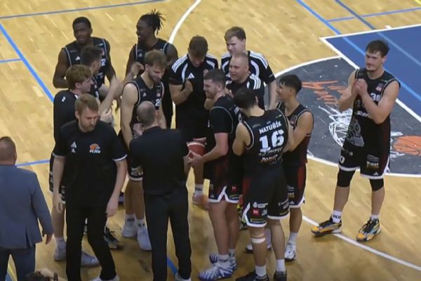 Plzeň slaví v NBL první výhru po návratu, Váňa dal 25 bodů a pět trojek