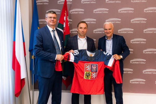 Hokejový svátek v Plzni. Česká reprezentace vyzve Finsko, kraj podpoří zápas půl milionem