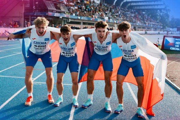 Mladí překážkáři ze Stříbra v Ptuji získali tři medaile a pomohli obhájit vítězství Česka