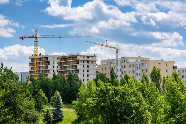 Praze chybí přes 90 tisíc bytů. Potřebuje stavět 10 tisíc ročně, vzniká jich jen 6 až 7 tisíc