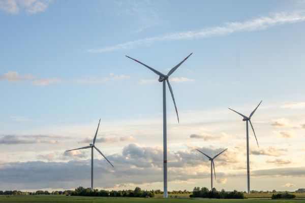 Pět středočeských obcí odmítlo větrné elektrárny. Referenda jsou závazná