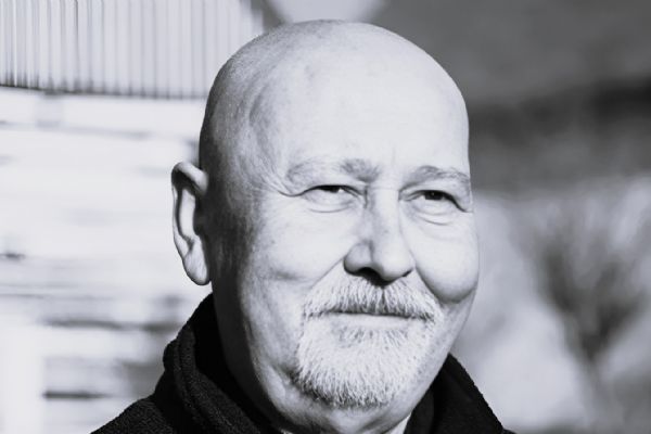 Zemřel herec Ota Jirák. Diváci ho znali jako hlas Alfa, Hele i mamuta Mannyho