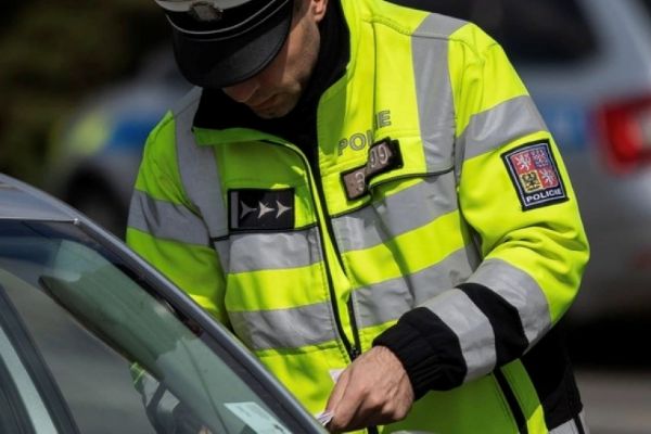 Kolona upravených aut má 2. října projet Vysočinou. Policie nasadí vrtulník i drony