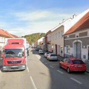 obrazek: avatar HOLEČKOVÁ JAROSLAVA