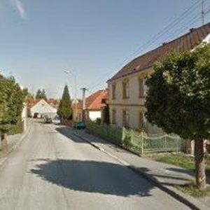 obrazek: avatar UHRÍK JIŘÍ ML.-MALÍŘSTVÍ A NATĚRAČSTVÍ