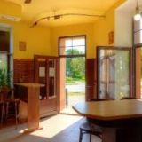 VINÁRNA A VINOTÉKA TEKUTÁ HISTORIE