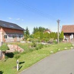 obrazek: avatar SVATEBNÍ SALON A PŮJČOVNA SPOLEČENSKÝCH ŠATŮ