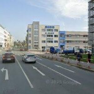 obrazek: avatar B4 JAZYKOVÁ ŠKOLA