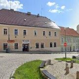 TSCHAKERTOVÁ MICHAELA