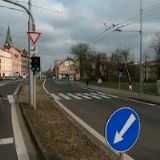 ŠERMAUEROVÁ ŠÁRKA-KADEŘNICTVÍ