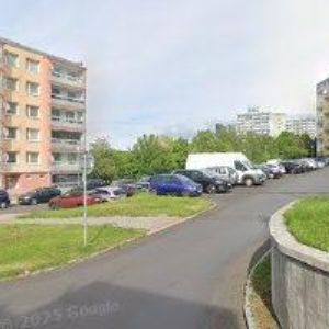 obrazek: avatar KAHÁNKOVÁ LENKA MUDr.