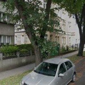 obrazek: avatar RADEVOVÁ JINDŘIŠKA Mgr.-PŘEKLADY A TLUMOČENÍ