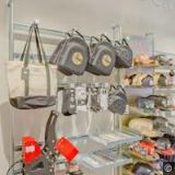 BATALION MUSIC CLUB & COMICS MUSEUM