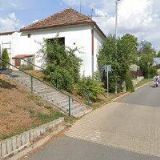 KAVÁRNA POD PAVLAČÍ