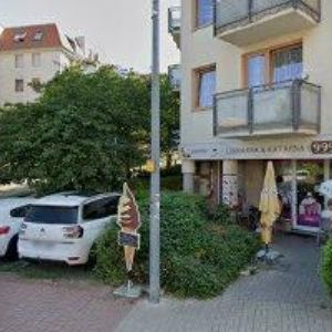 obrazek: avatar CUKRÁRNA SNÍDEJTE ŠAMPAŇSKÉ