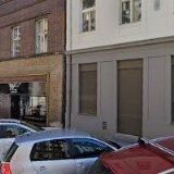 BLACK & WHITE APARTMENT