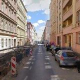 CLOWN AND BARD HOSTEL