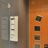 HODINOVÝ MANŽEL PETER