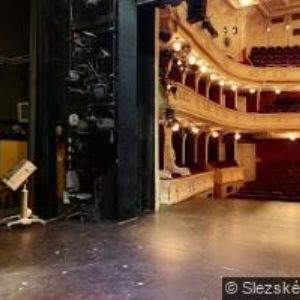 obrazek: avatar KAVÁRNA U DIVADLA