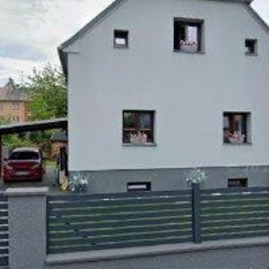 obrazek: avatar BŘEZINOVÁ LENKA-PERMANENTNÍ MAKE-UP